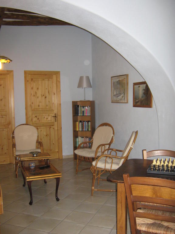 Leni Albergo Seaside מראה חיצוני תמונה